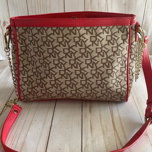 DKNY Red Beige Logo Purse Satchel Crossbody Shoulder Clutch Handbag VERSATILE - Picture 4 of 14